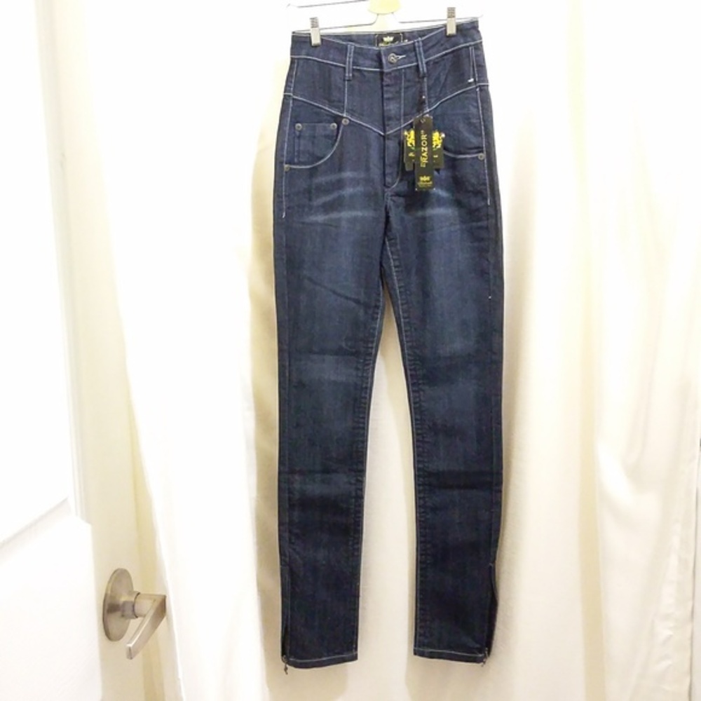 High-Waisted Razor Dark Wash Jeans‎ - Skinny or Boot Cut - NWT - Sz 28